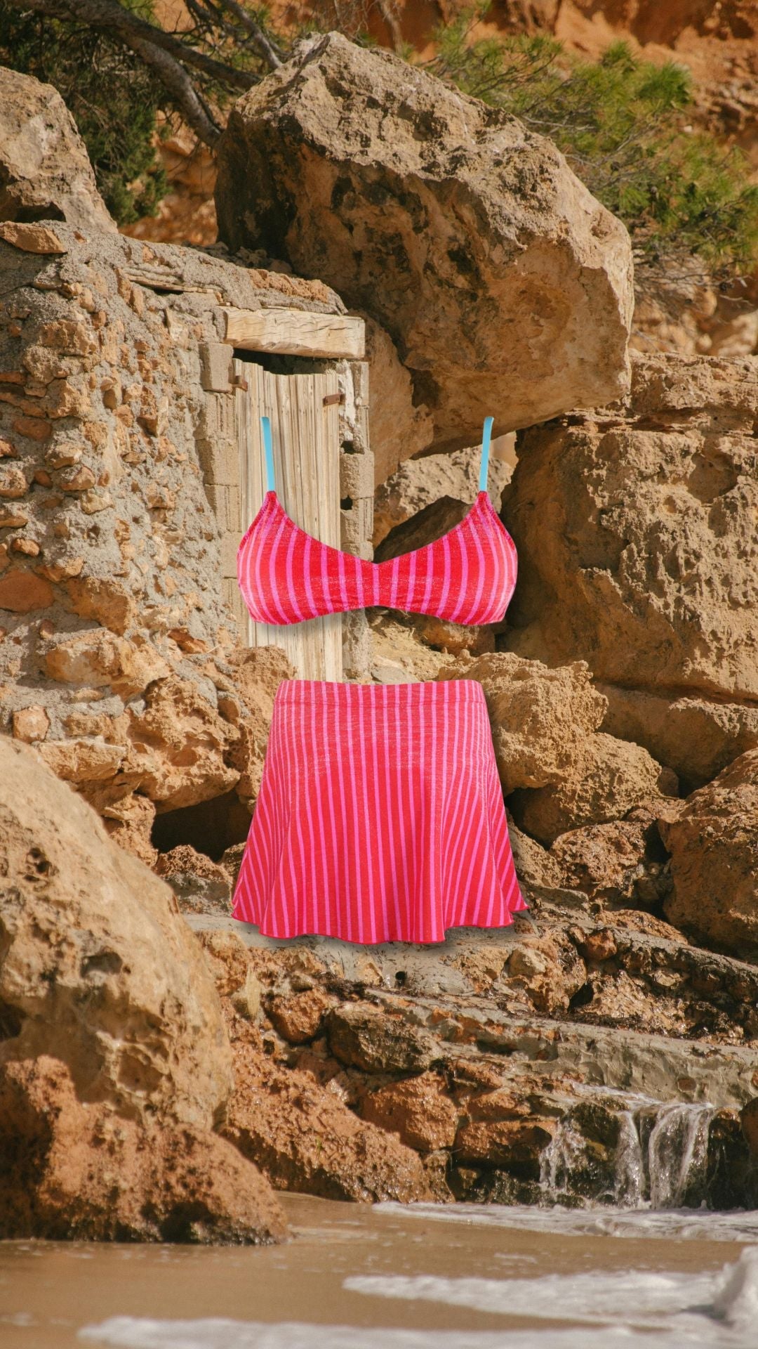 📝 El look de verano que está arrasando en Instagram: bikini + falda (y nosotras lo tenemos)